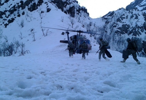 Teröristler inlerinde sıkıştı! Sözde yöneticileri etkisiz hale getirildi