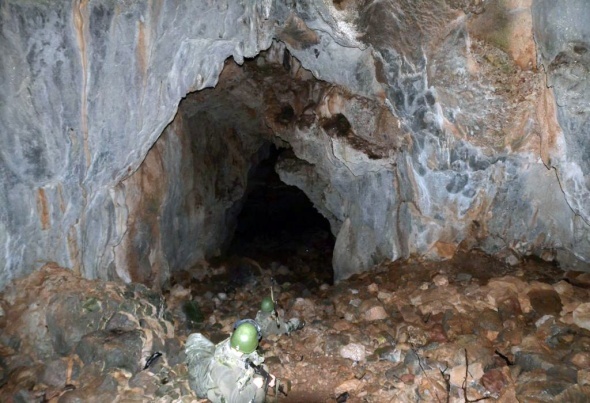 Teröristler inlerinde sıkıştı! Sözde yöneticileri etkisiz hale getirildi