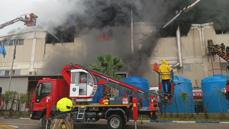 Bursa'da fabrika yangını