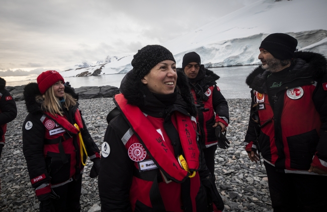 Bilim insanları Antarktika deneyimlerini paylaştı