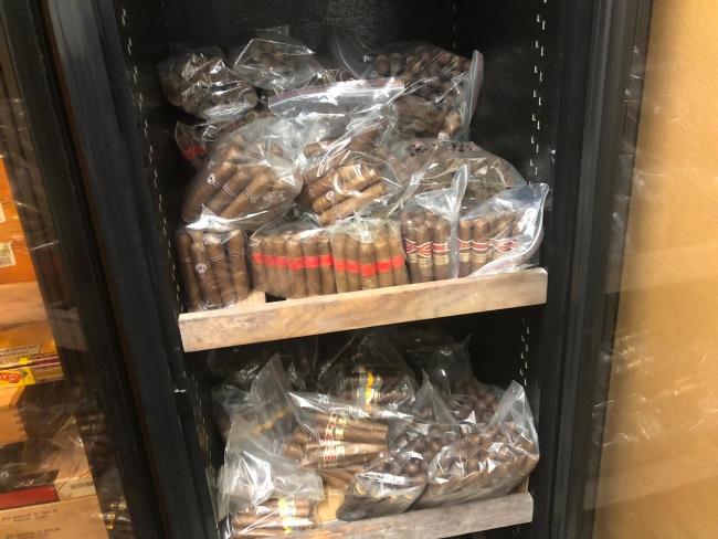 İstanbul'da 20 bin 152 kaçak puro ele geçirildi