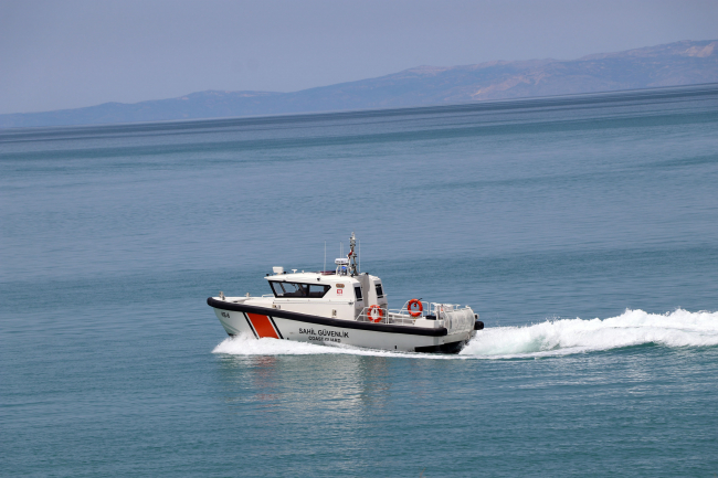 Van Gölü'nde yasa dışı geçişlere izin verilmiyor