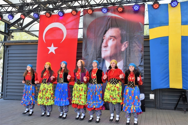 23 Nisan coşkusu sınırları aştı