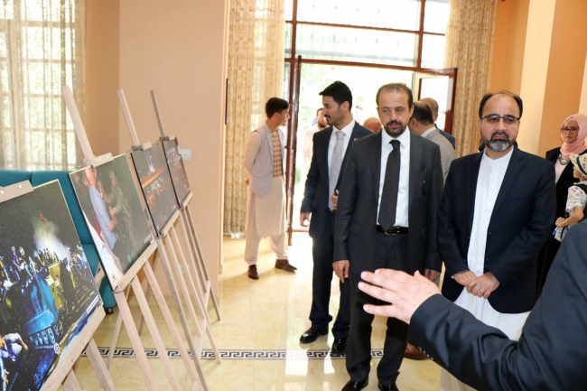 Türkiye'den kilometrelerce uzakta şehitler unutulmadı