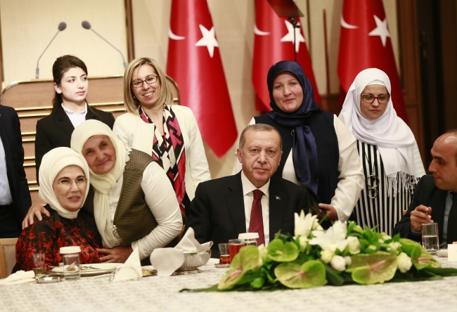 Cumhurbaşkanı Erdoğan: Hiç kimsenin sandığın mahremiyetine el uzatmasına izin vermeyiz