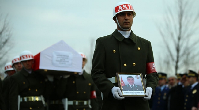 Şehit Piyade Astsubay Üstçavuş Mehmethan ve Uzman Çavuş Gümüş toprağa verildi