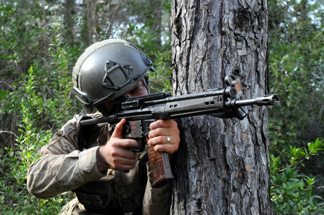 Jandarma terör örgütlerine göz açtırmıyor