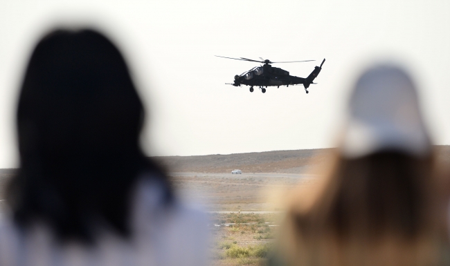 Eskişehir'de gökyüzü renklendi