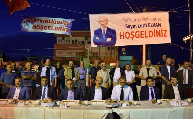 'Gençlerimizin ülkemiz için üretken olmaları konusunda çaba sarf etmeliyiz'