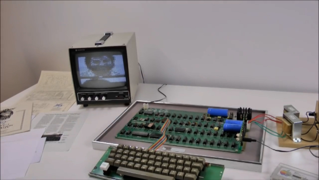 Apple'ın ilk prototip bilgisayarı 667 bin dolara alıcı buldu