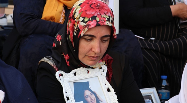 "HDP, insanları kandırmayı bıraksın"