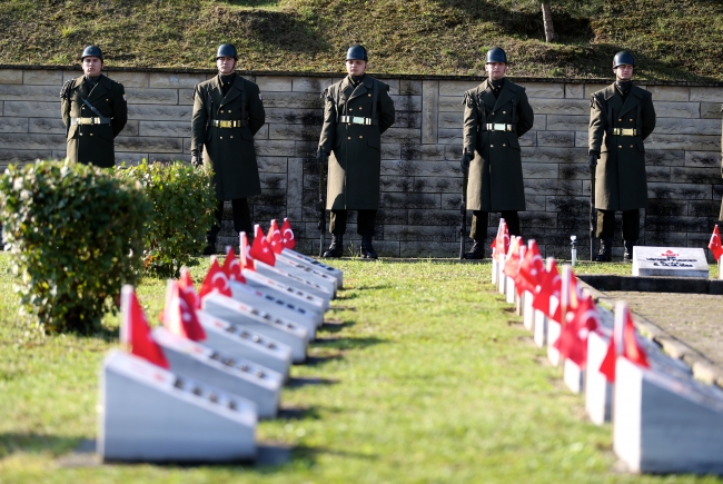Çanakkale Zaferi'nin yıl dönümünde şehitler unutulmadı