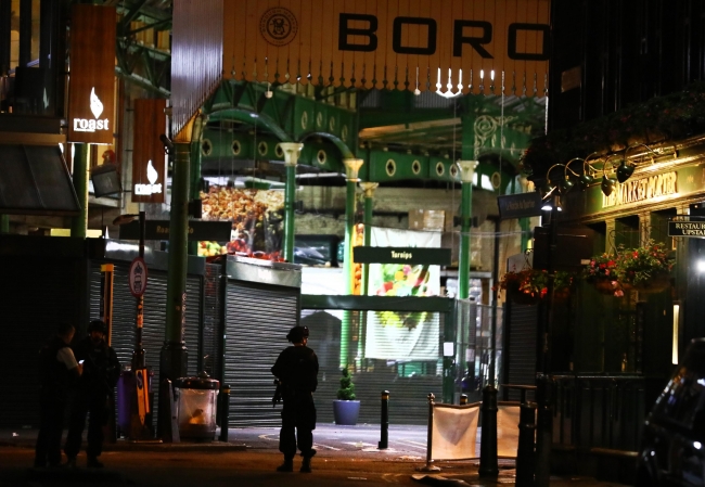 Londra iki farklı terör saldırısı ile sarsıldı
