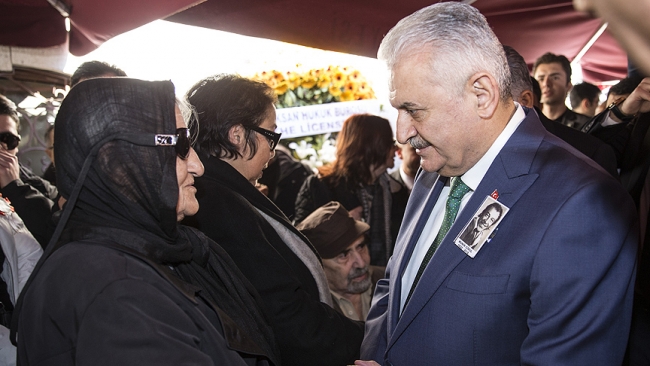 Münir Özkul son yolculuğuna uğurlandı