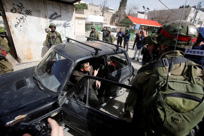 Hamas'tan İsrail'e: Filistinlileri öldürmek için bahane üretiyor