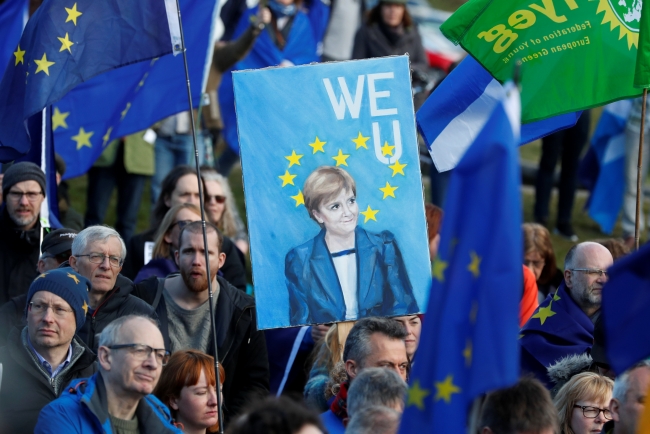 Brexit karşıtları sokağa çıktı