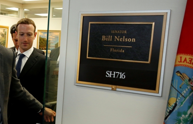 Zuckerberg özür diledi: Facebook daha iyisini yapmalıydı