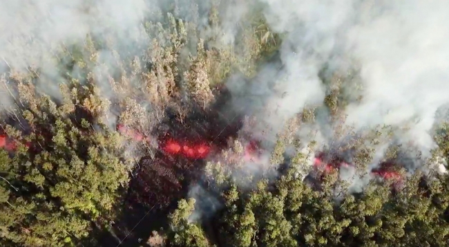 Hawaii'deki Kilauea yanardağı faaliyete geçti
