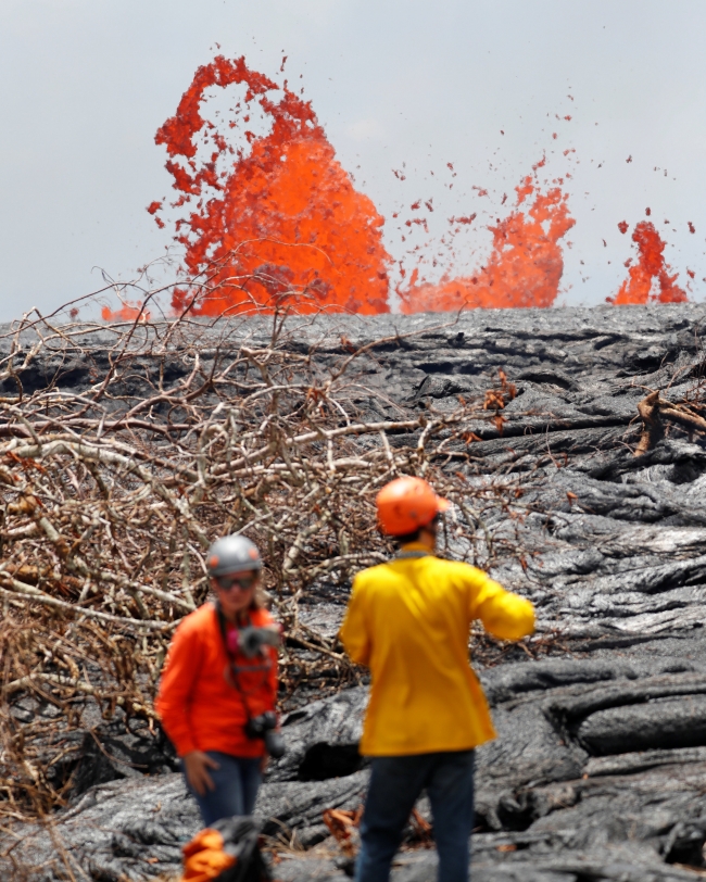 Hawaii'deki yanardağ felaketi kuş bakışı görüntülendi