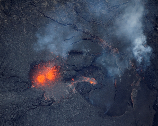 Hawaii'de lavlar sebebiyle daha fazla bölge boşaltılıyor