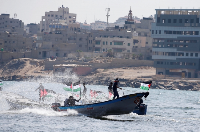 İsrail'in Gazze ablukası bu kez denizde protesto ediliyor