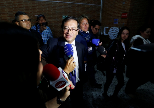 Kolombiya yeni devlet başkanını seçiyor