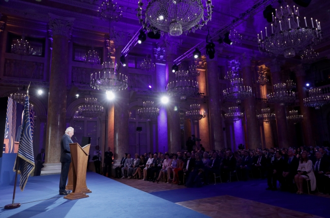 "Uzay ülkesi Asgardia" devlet başkanını seçti, vatandaşlarını bekliyor