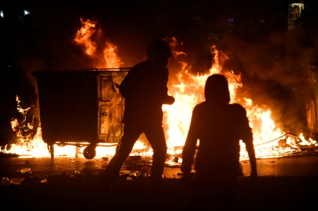 Yunanistan'da göstericilerle polis arasında çatışma