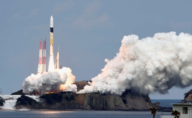 Japon uzay aracı, asteroid Ryugu'ya ulaştı