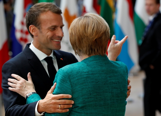 Brüksel'de AB liderleri anlaşma sağladı