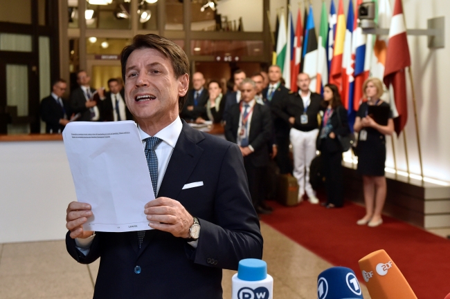 Brüksel'de AB liderleri anlaşma sağladı