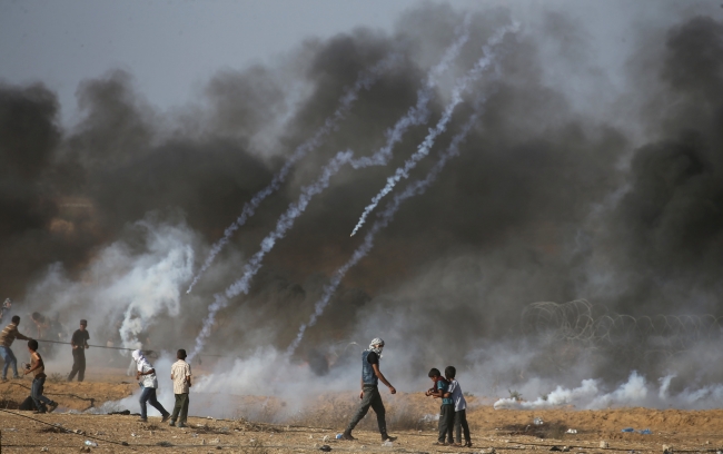 Gazze'de Büyük Dönüş Yürüyüşü gösterilerinde 17'nci Cuma