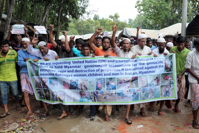 Rohingyalı Müslümanlar "adalet" için yürüdü