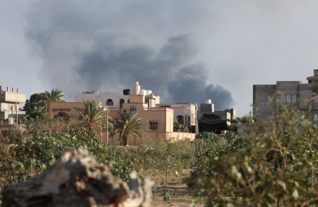 Libya'daki çatışmalar nedeniyle bin 825 aile evini terk etti