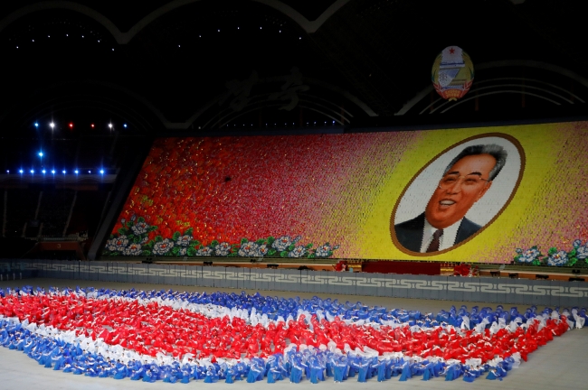 Kuzey Kore 70'inci yılını "barış havasında" kutladı