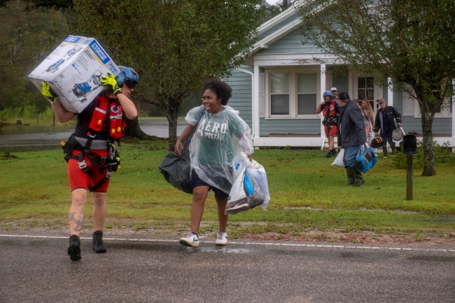 ABD'deki Florence Kasırgası'nda ölümler artıyor
