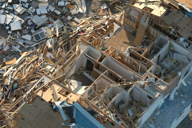 Michael kasırgası ABD'de 13 can aldı