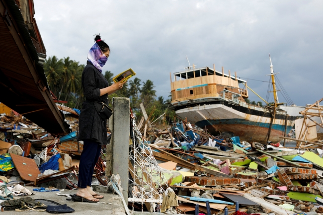 Endonezya'daki depremde ölenlerin sayısı 2 bin 91'e yükseldi