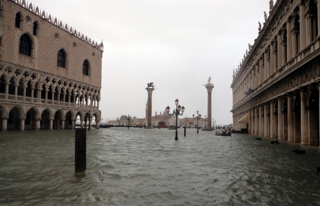 İtalya sular altında kaldı: Ölü sayısı 18'e yükseldi