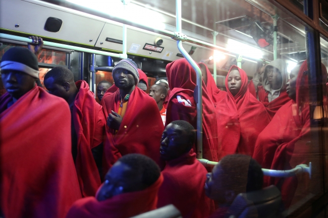 Orta Amerikalı göçmenler yola kaldığı yerden devam ediyor