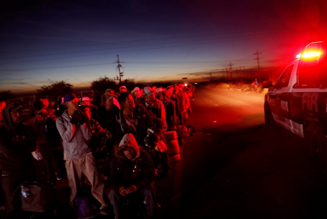 ABD - Meksika sınırındaki asker sayısı zirveye ulaştı