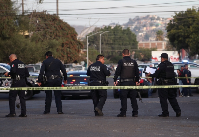 Meksika'dan göçmen konvoyundaki 213 kişiye gözaltı
