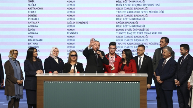 Cumhurbaşkanı Erdoğan: Suriye Kürtlerini PKK/PYD'nin zulmüne terk etmeyeceğiz