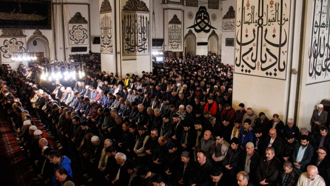 Regaip Kandili tüm yurtta dualarla idrak edildi