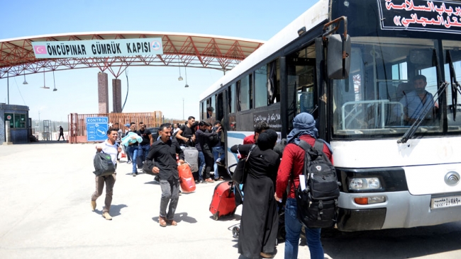 Bayram için ülkelerine gitmek isteyen Suriyelilerin sayısı 72 bine ulaştı
