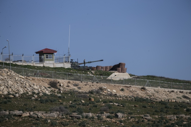 Afrin sınırında 'Fetih Marşı' yankılandı