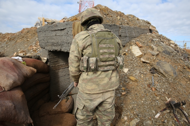 Zeytin Dalı Harekatı'nda ortaya çıkarılan 300 metrelik tünel görüntülendi