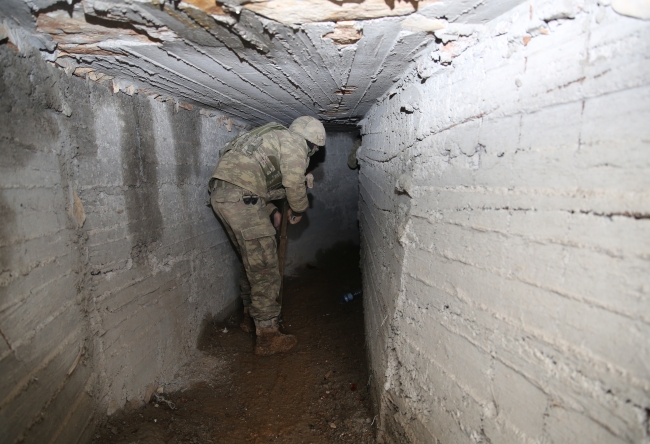 Zeytin Dalı Harekatı'nda ortaya çıkarılan 300 metrelik tünel görüntülendi