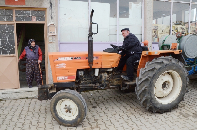 Ayşe Teyze'yi hırsızlar ağlattı polis güldürdü
