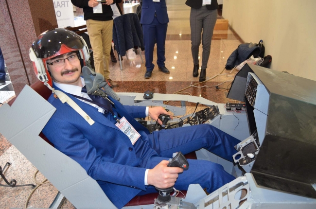 Üniversiteli gençlerin F-16 hayali gerçek oldu